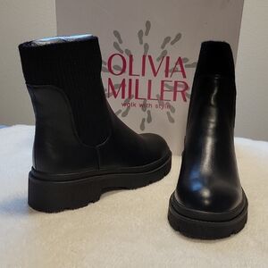 Olivia Miller Chelsea Black Ankle Boots, NIB